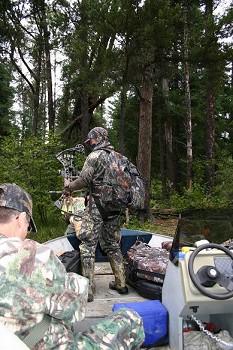 hunting party, visit to dog lake resort hunting and fishing resort in ontario